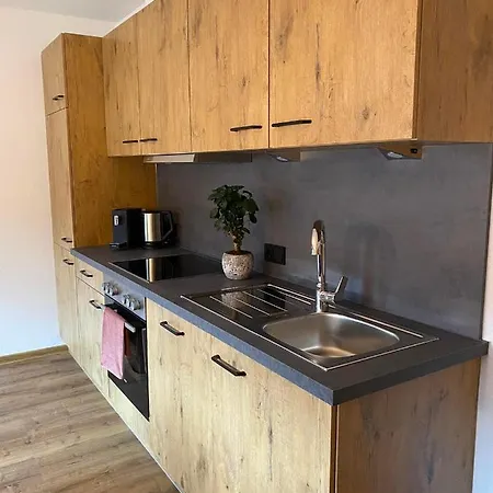 Helena Appartement *